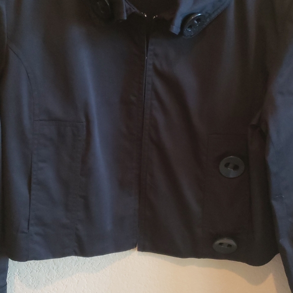 Cropped Jacket - Picture 4 of 8